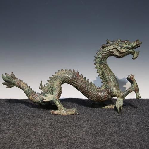 魚缸龍擺件有哪些材質選擇，魚缸龍擺件有哪些材質選擇魚缸龍擺件的材質選擇