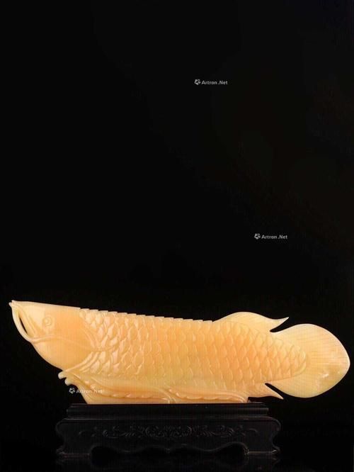 能提供更多雕刻金龍魚的圖片嗎，能不能提供更多雕刻金龍魚的圖片？