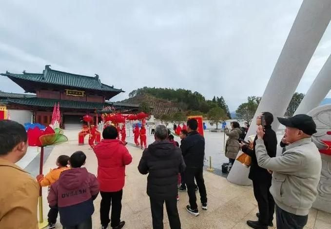 五夫龍魚(yú)戲的歷史起源，五夫龍魚(yú)戲的歷史起源于五夫龍魚(yú)戲的歷史起源于五夫鎮(zhèn)