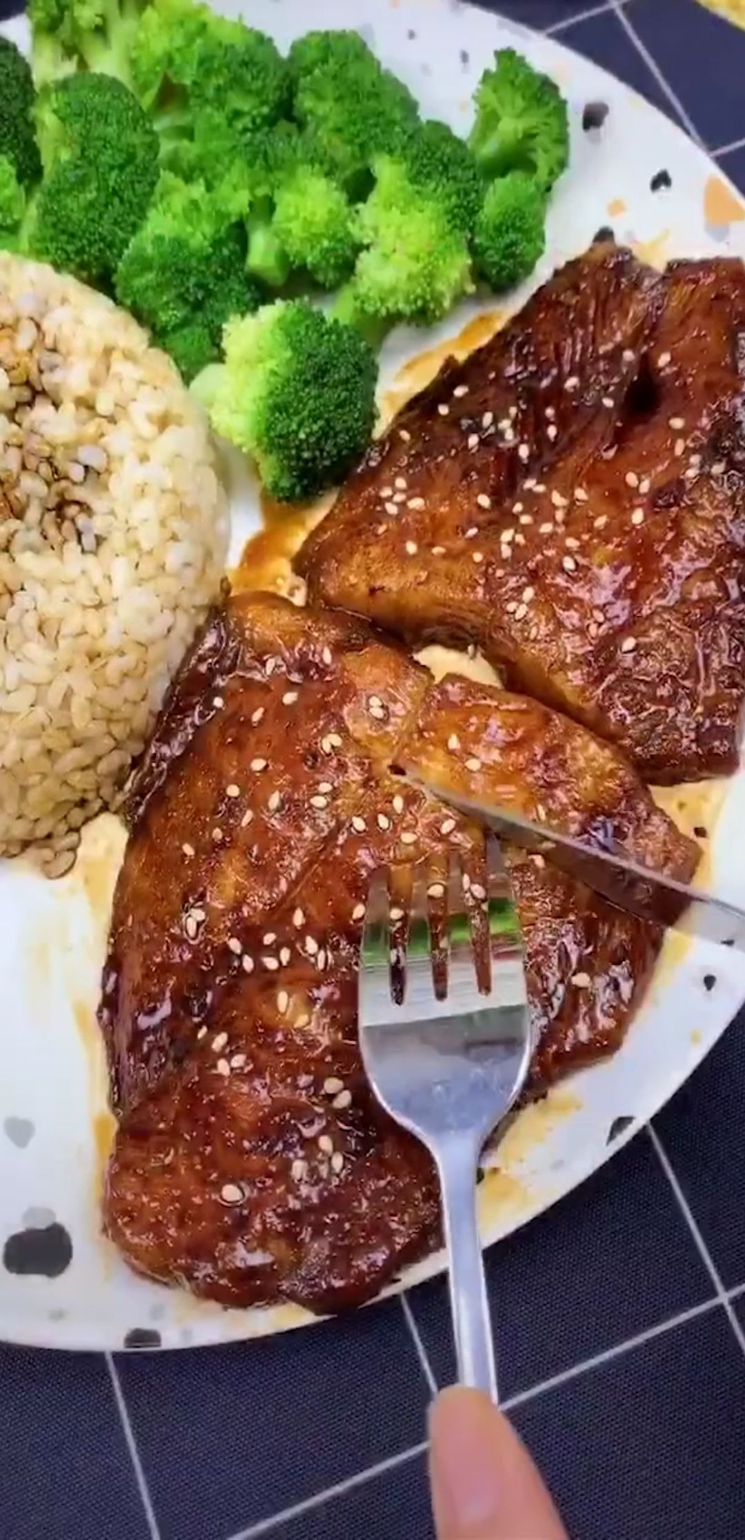 香煎龍利魚如何搭配醬汁