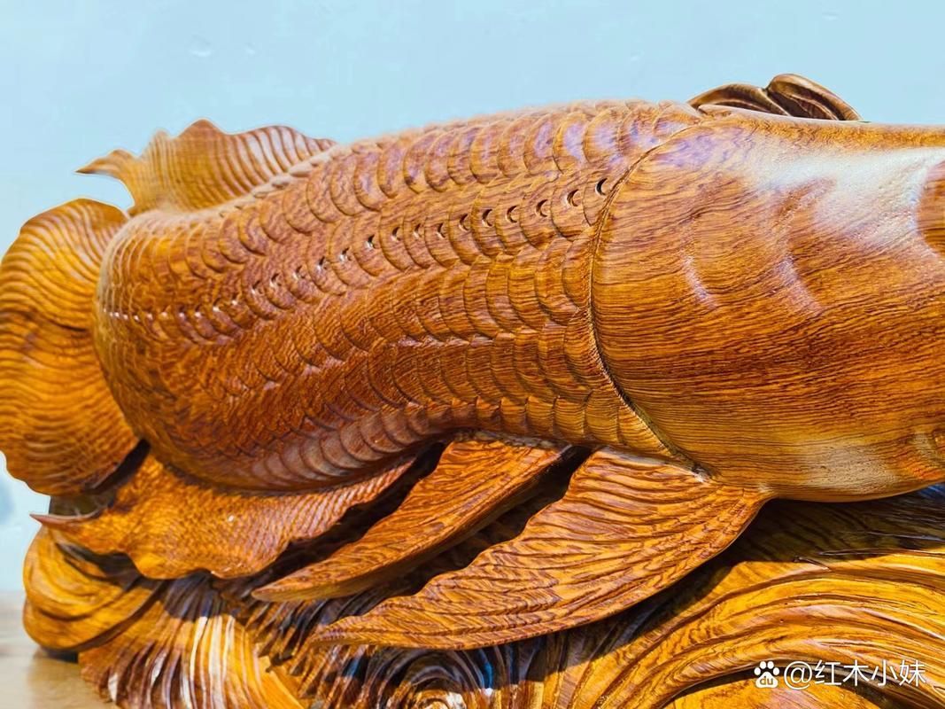 給我推薦一些高清的木雕金龍魚圖片，木雕金龍魚圖片欣賞