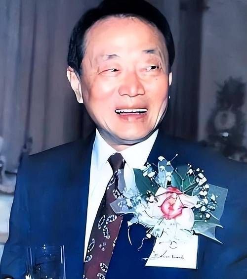 郭鶴年是如何創立金龍魚的？，郭鶴年為何選擇創立金龍魚的故事充滿傳奇色彩布局