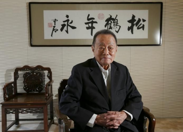 郭鶴年是如何創(chuàng)立金龍魚(yú)的？，郭鶴年為何選擇創(chuàng)立金龍魚(yú)的故事充滿(mǎn)傳奇色彩布局