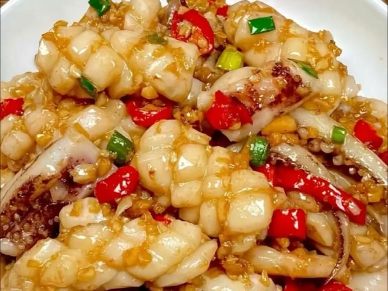 有哪些烹飪方法適合海鮮，海鮮烹飪方法豐富多樣，關鍵在于鎖住鮮味、突出本味