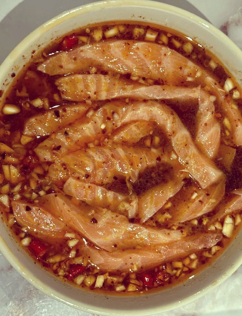 魚煮熟后還有營養嗎，生食vs熟食三文魚營養對比