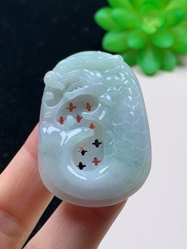給我一些龍頭魚掛件的圖片參考