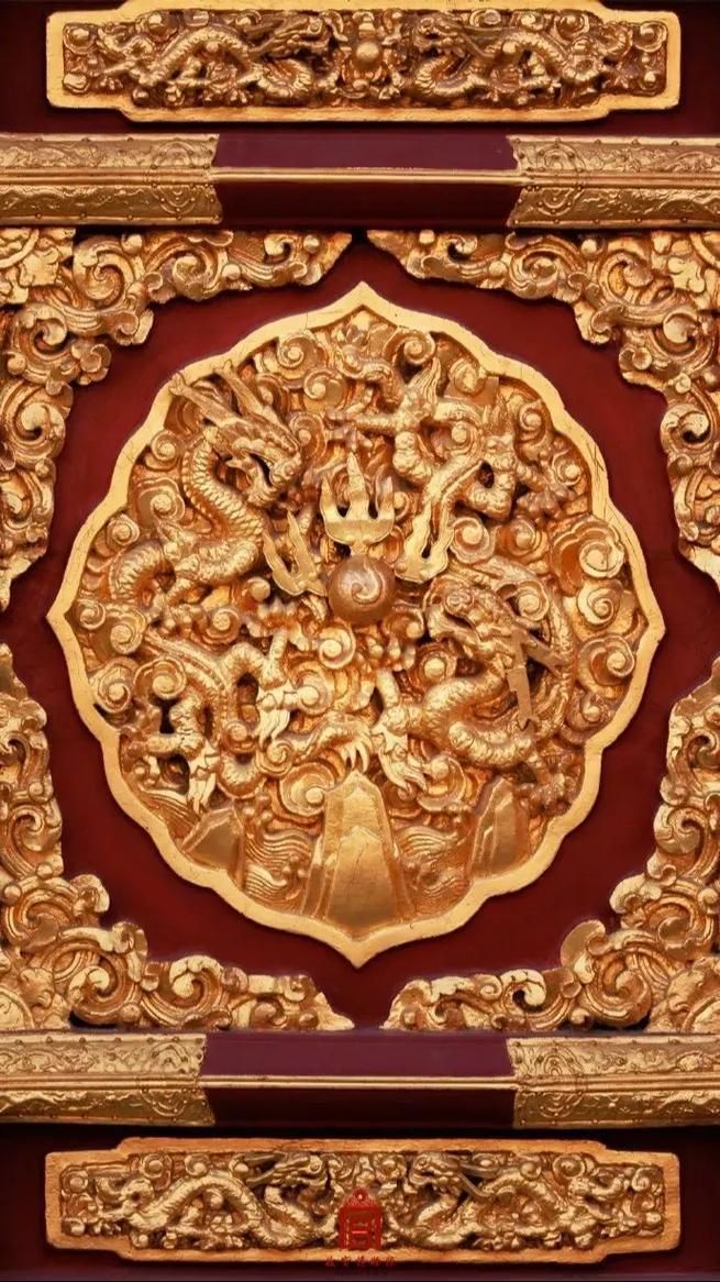 紅龍配色心理學，“紅龍配色心理學配色心理學：浸感與權威配色心理學