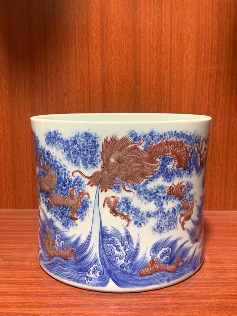 給我一些魚化龍紋飾的瓷器圖片，魚化龍紋飾瓷器圖片