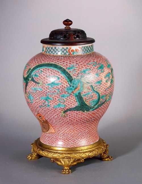 給我一些魚化龍紋飾的瓷器圖片，魚化龍紋飾瓷器圖片