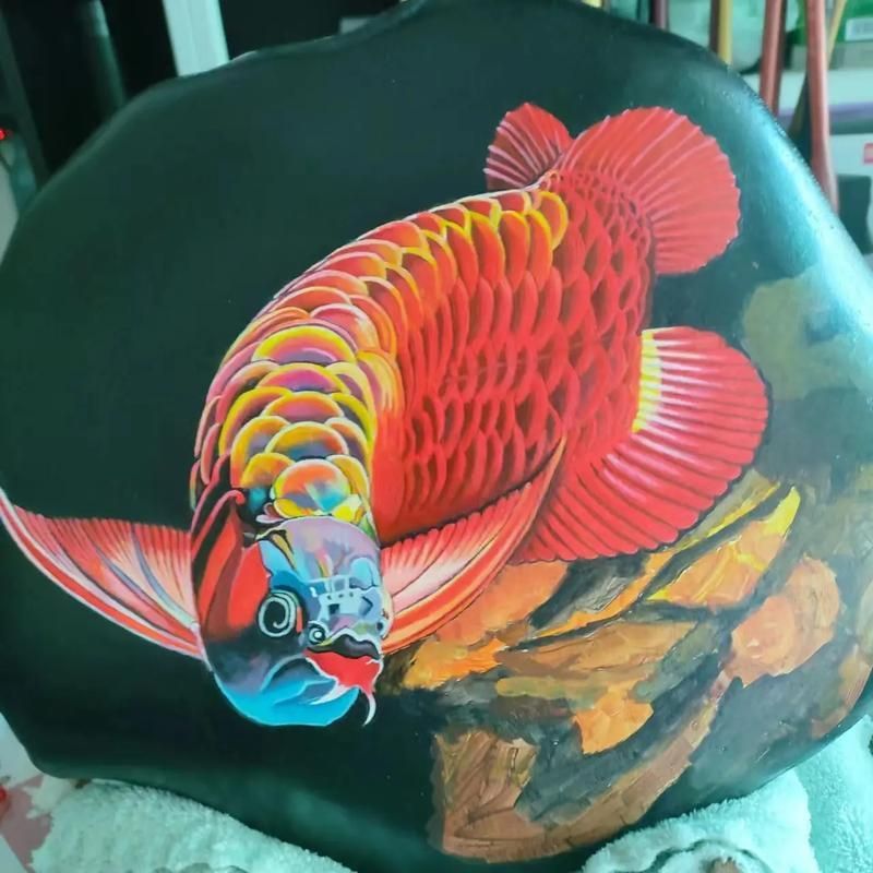 能否提供更多龍魚浮頭藝術作品，龍魚浮頭藝術作品