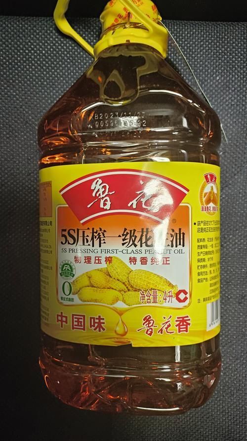 魯花油好還是金龍魚好，魯花油和金龍魚哪個更健康？