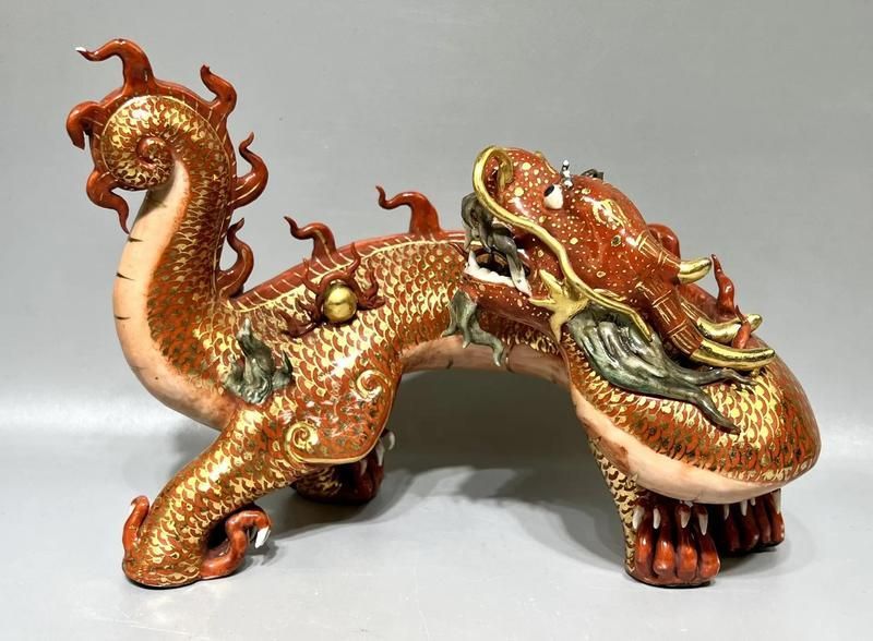 金龍擺件有哪些尺寸選擇，金龍擺件尺寸選擇多樣以滿足不同空間和裝飾風格的需要