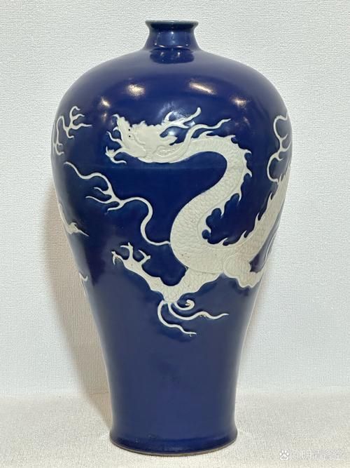 藍(lán)底和古典哪個(gè)更稀有