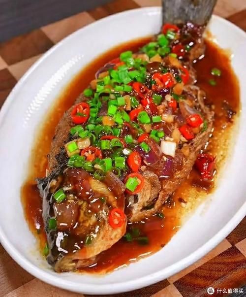 有沒(méi)有更多紅燒金龍魚(yú)的高清圖片？，紅燒金龍魚(yú)的制作方法