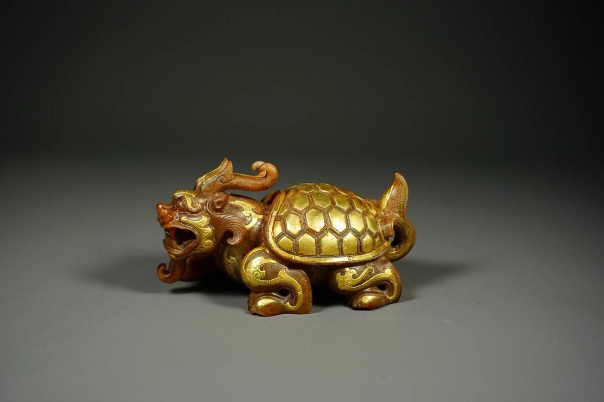 龍龜飾品有哪些款式，龍龜飾品以其獨特的文化象征和吉祥寓意在現代珠寶中占據一席之地