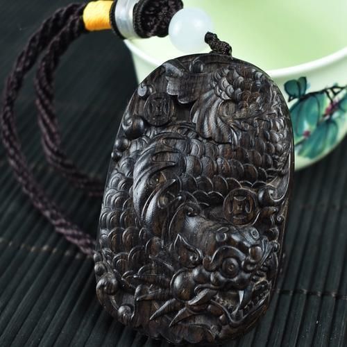 龍頭魚掛件有哪些材質(zhì)，和田玉龍魚手把件文玩隨身盤玩龍頭魚掛件百度優(yōu)選推薦
