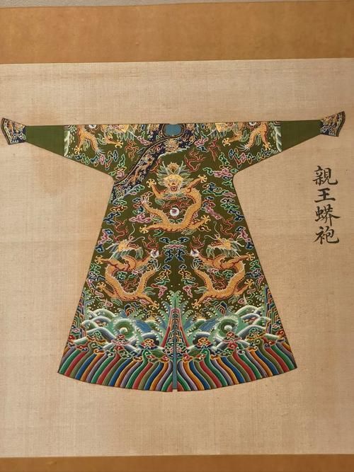 如何辨別紅龍旗服飾的真偽，紅龍旗服飾的真偽鑒別