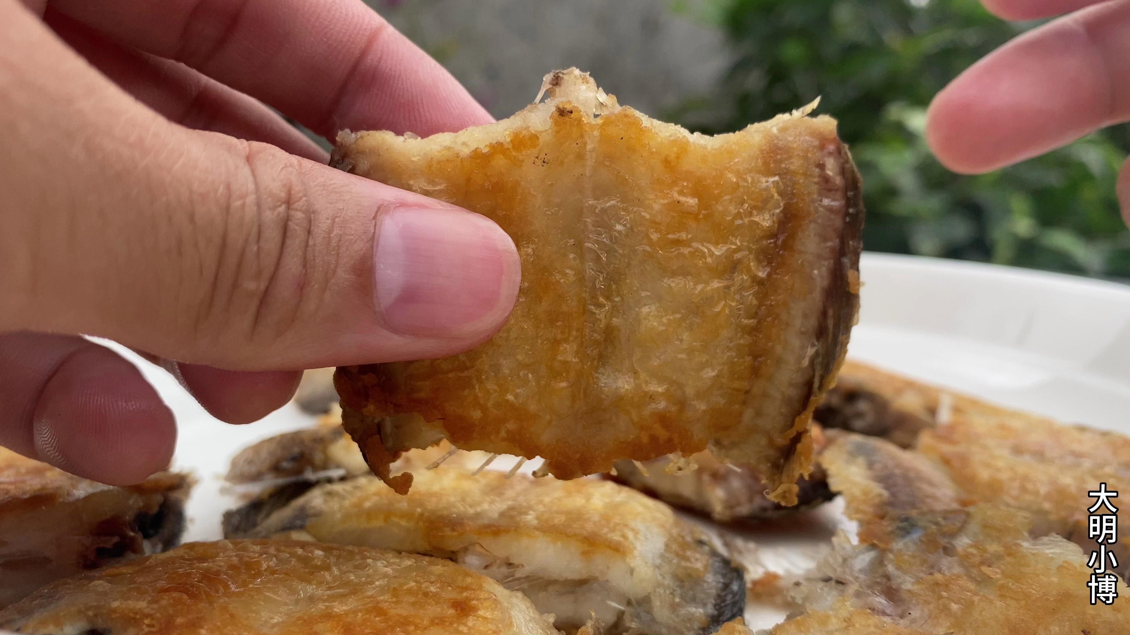 香煎龍魚需要哪些調料？，香煎龍魚哪個做法最受歡迎香煎龍魚哪個做法最受歡迎