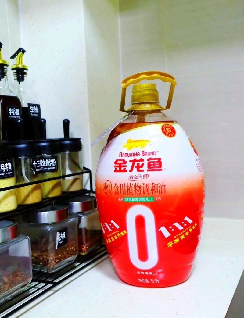 金龍魚(yú)調(diào)和油適合哪些人群食用？，金龍魚(yú)調(diào)和油適合哪些人群食用金龍魚(yú)調(diào)和油適合哪些人群食用