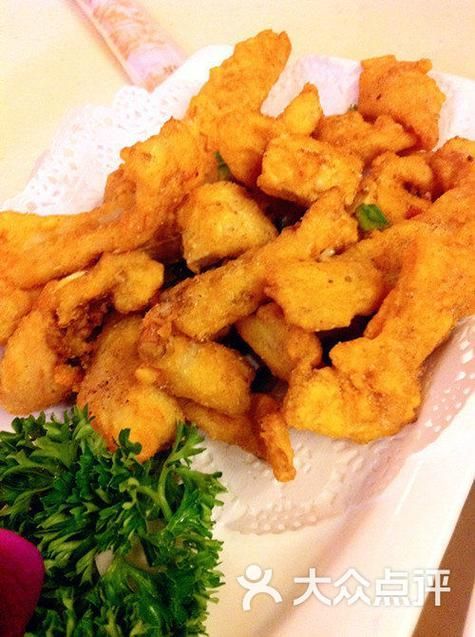 順德龍魚骨腩有哪些經典做法？，順德龍魚骨腩是一道經典的廣東菜，用戶要求詳解1000字