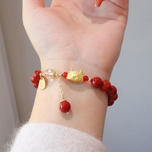 推薦一些紅龍裝飾品品牌，歐陽(yáng)先生南紅瑪瑙手串