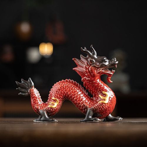 能否提供紅龍主題家居的圖片示例，紅龍主題家居的搭配建議，