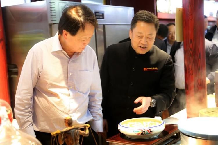 郭孔豐是如何推動金龍魚創新的