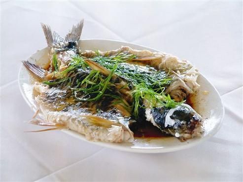 龍州龍魚是龍州的特色嗎？，廣西龍州的“龍魚”雖不等同于名貴觀賞魚，卻是當地的美味