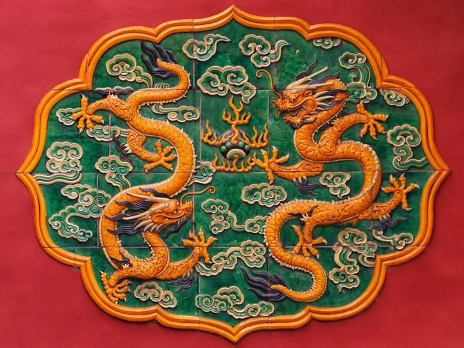 東方文化中還有哪些關(guān)于紅龍和藍(lán)龍的傳說(shuō)，東方文化中關(guān)于“紅龍和藍(lán)龍”和“藍(lán)龍”的傳說(shuō)體系