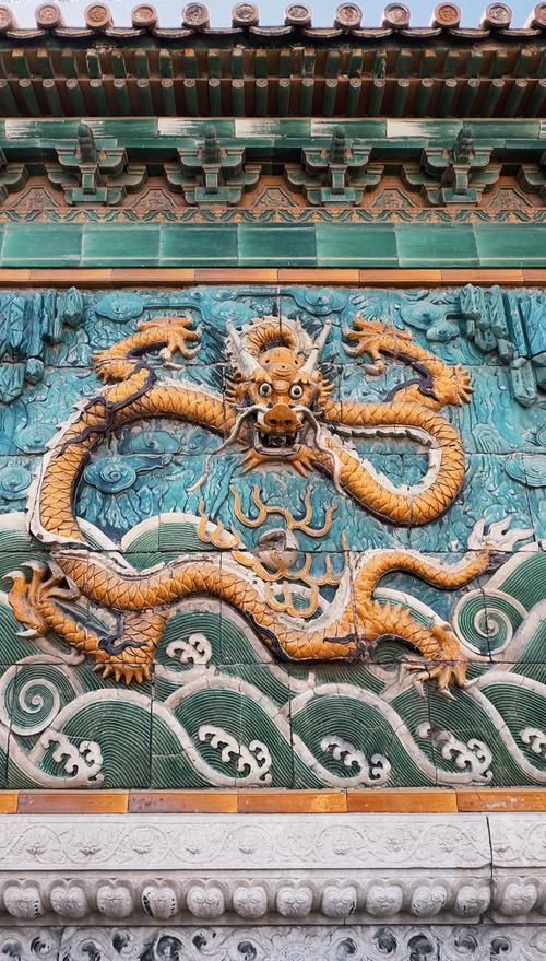 東方文化中還有哪些關(guān)于紅龍和藍(lán)龍的傳說(shuō)，東方文化中關(guān)于“紅龍和藍(lán)龍”和“藍(lán)龍”的傳說(shuō)體系