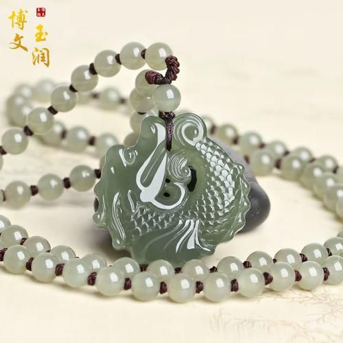 和田玉龍魚有哪些款式可選，和田玉龍魚吊墜