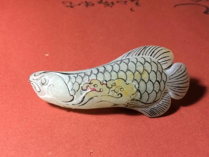 龍魚玉雕的市場價格是多少？，龍魚玉雕的市場價值是多少？