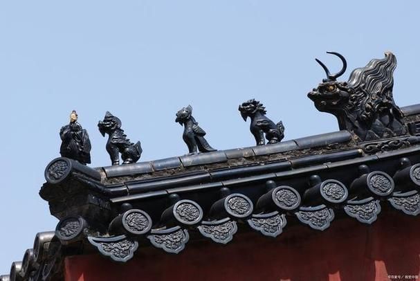 靜安寺有沒有龍魚展示？，靜安寺周邊春節光影打卡點的詳細路線圖靜安寺有沒有龍魚展示