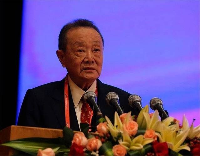 請提供郭鶴年創業時間線，“亞洲糖王”郭鶴年創業歷程