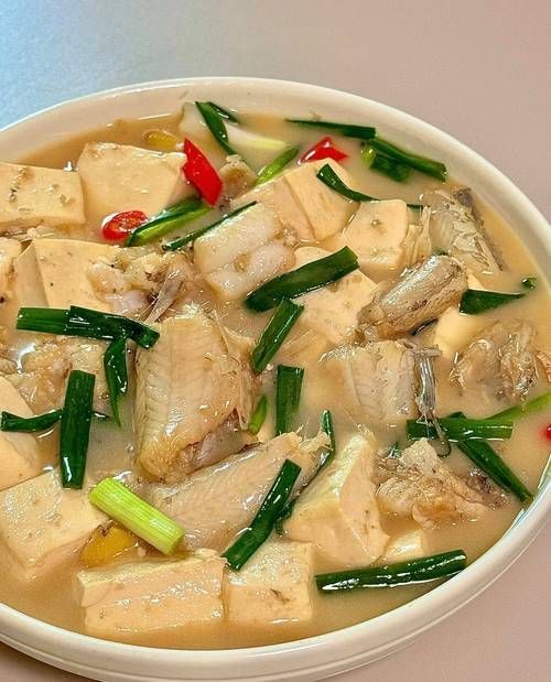 食用龍魚有哪些經(jīng)典做法，紅燒龍魚（亞洲龍魚、銀龍魚、銀龍魚、銀龍魚、銀龍魚