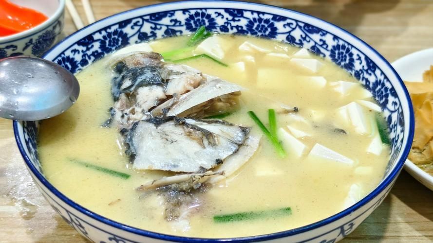 食用龍魚有哪些經(jīng)典做法，紅燒龍魚（亞洲龍魚、銀龍魚、銀龍魚、銀龍魚、銀龍魚
