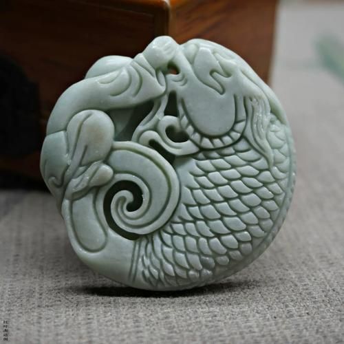 龍頭魚(yú)掛件哪個(gè)材質(zhì)最有收藏價(jià)值，龍頭魚(yú)掛件哪個(gè)材質(zhì)最具收藏價(jià)值
