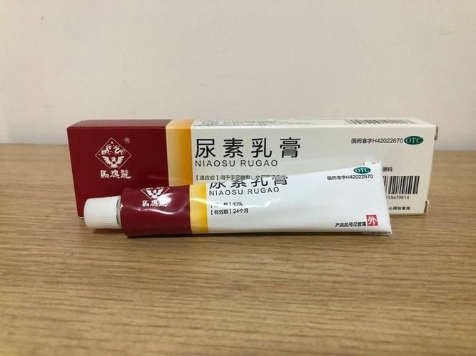 有哪些藥物可以預防松鱗病復發，尿素乳膏、乳酸、維a酸、維a酸乳膏、維a酸乳膏、阿維a