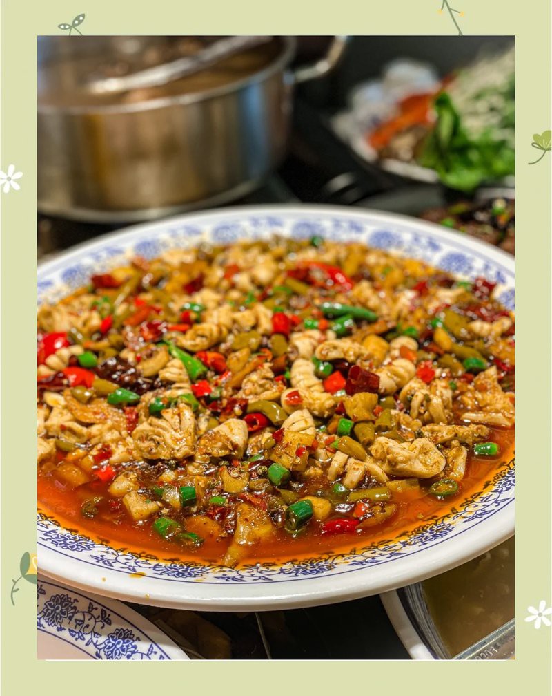 墊江龍魚店，墊江地區的龍魚店以鮮活食材與精湛烹飪技藝著稱