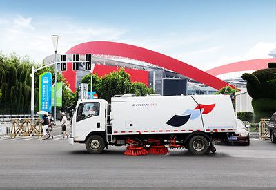 銀龍魚喂食什么好(銀龍魚喂食什么好養(yǎng))