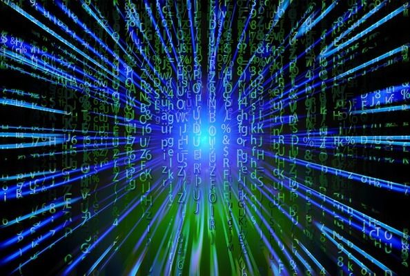 龍魚用什么水養好vs祥龍魚場：養龍魚用什么水養好