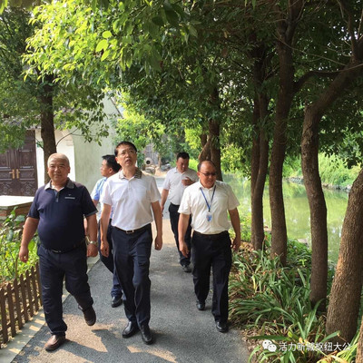 擦魚缸的工具叫什么名稱：魚缸清潔工具的種類和使用方法
