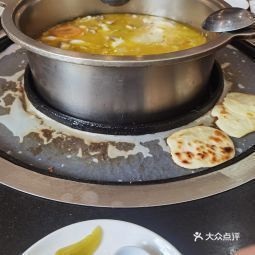 合川龍魚店【合川區龍嘯烏魚食府與龍嘯烏魚食府是兩大代表性品牌】