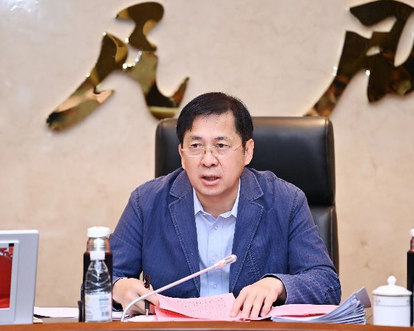東莞南城蘇東，東莞南城蘇東任東莞市黃江鎮黨委書記主持鎮黨委書記