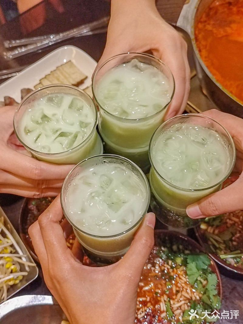 仁懷龍魚店：仁懷市從萬酒龍魚餐飲店