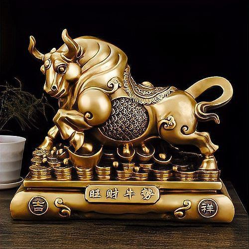 招財牛多久需要清洗一次？：辦公風水之辦公室擺放招財牛有哪些風水講究李理謙的獨到看法