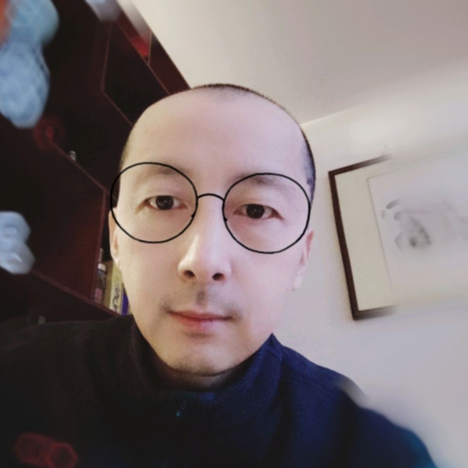 金龍魚爬背最簡單方法【金龍魚快速爬背（即背鰭充分伸展至理想狀態(tài)）關(guān)鍵在于優(yōu)化養(yǎng)殖環(huán)境與科學(xué)喂養(yǎng)】