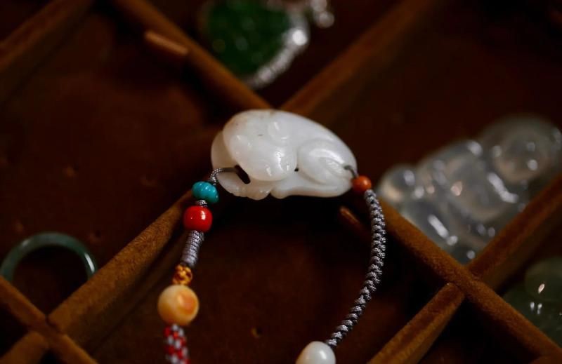 和田玉黃金貓【和田玉黃金貓的價格差異較大】