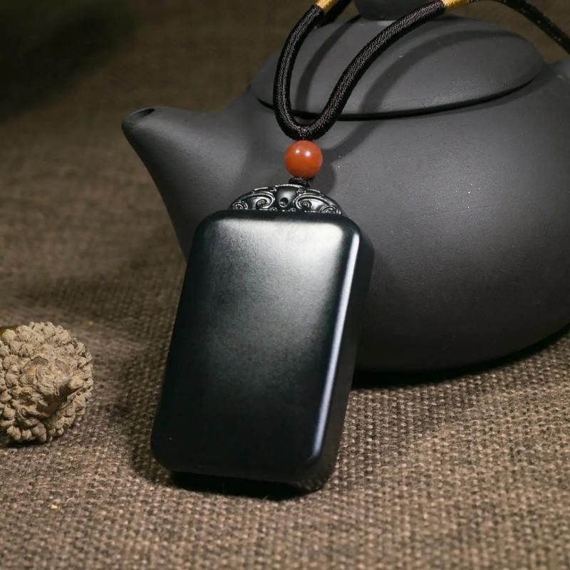 1500萬一克的墨玉圖片，1500萬一克的墨玉是真的嗎？