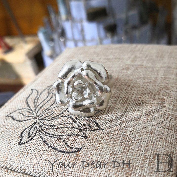 玫瑰銀是什么東西【“玫瑰銀”并非單一明確的物質(zhì)概念其含義因語境而異】